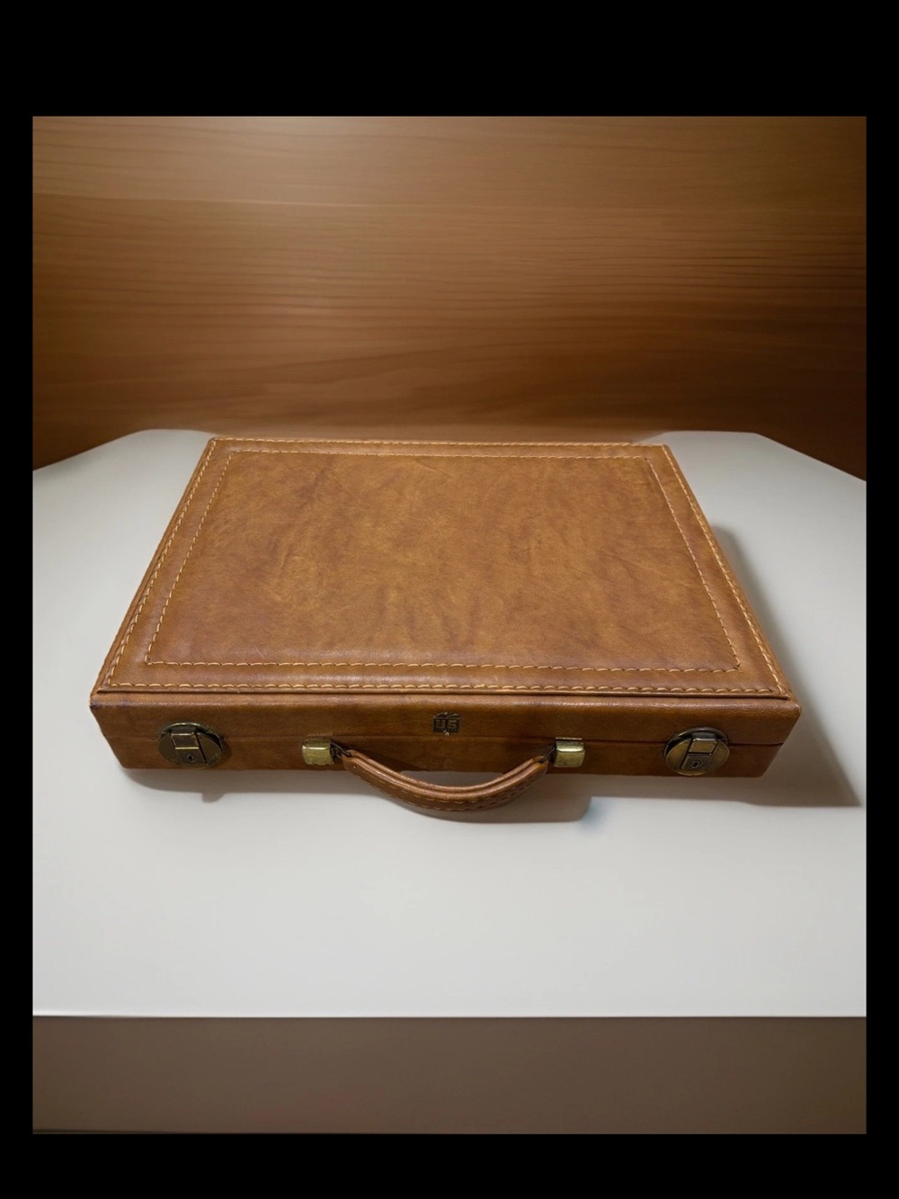 U.S. Luggage Leather ? Locking Vintage Brief Case Business Professional Attaché